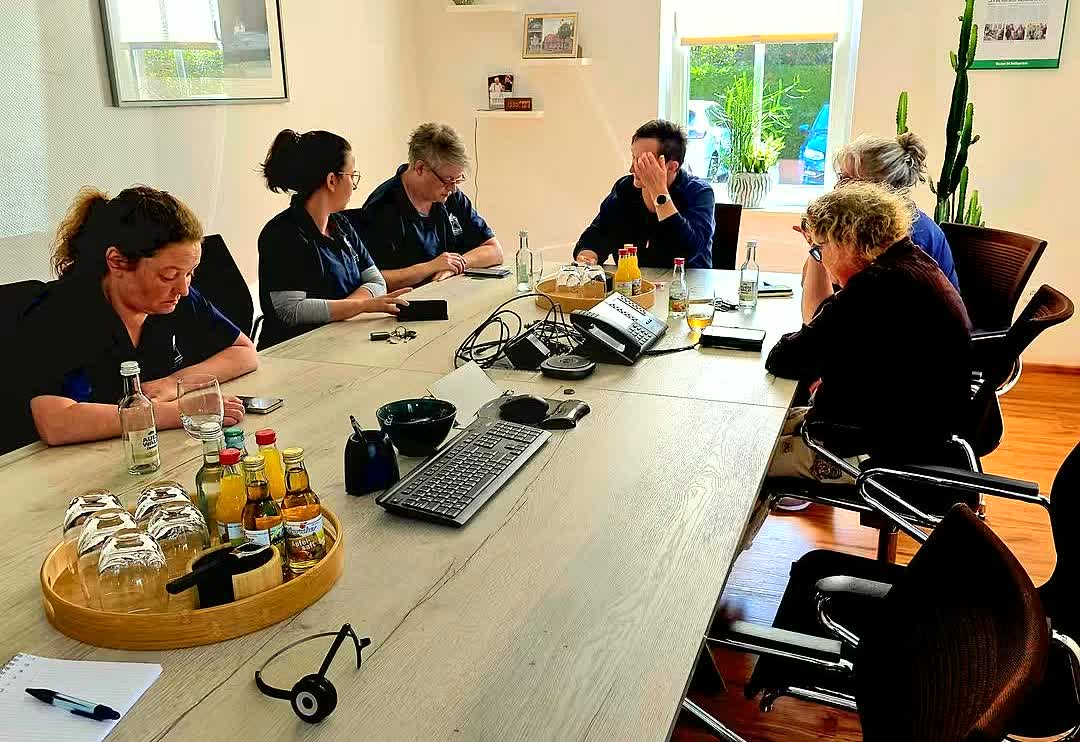 Das Hauswirtschaftsteam der Sozialstation Hildebrand bei der Teambesprechung